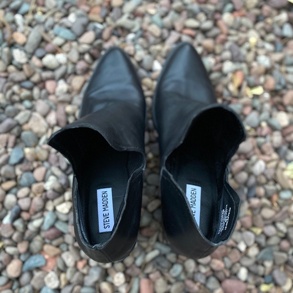 Steve Madden | Gorgeous Leve Block Heel Boots - Picture 5 of 12